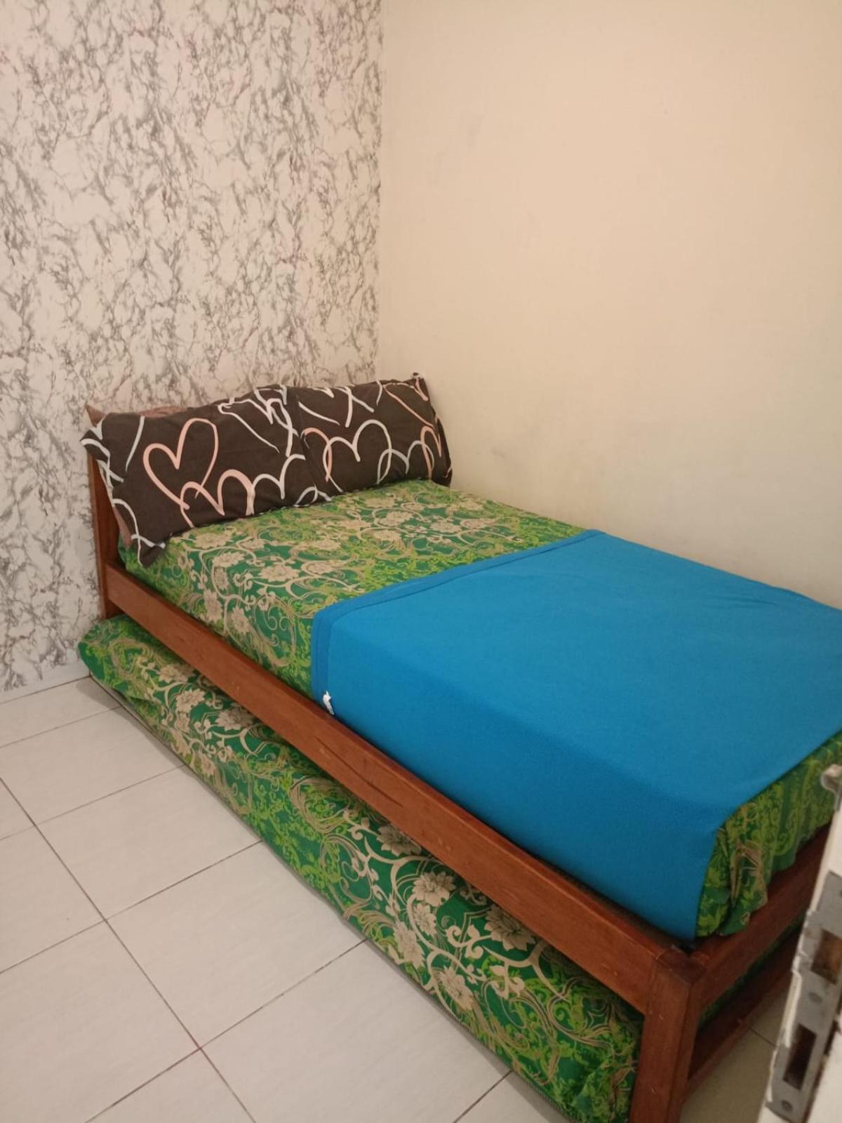 Okj Homestay Syariah Gondowulung Exterior foto